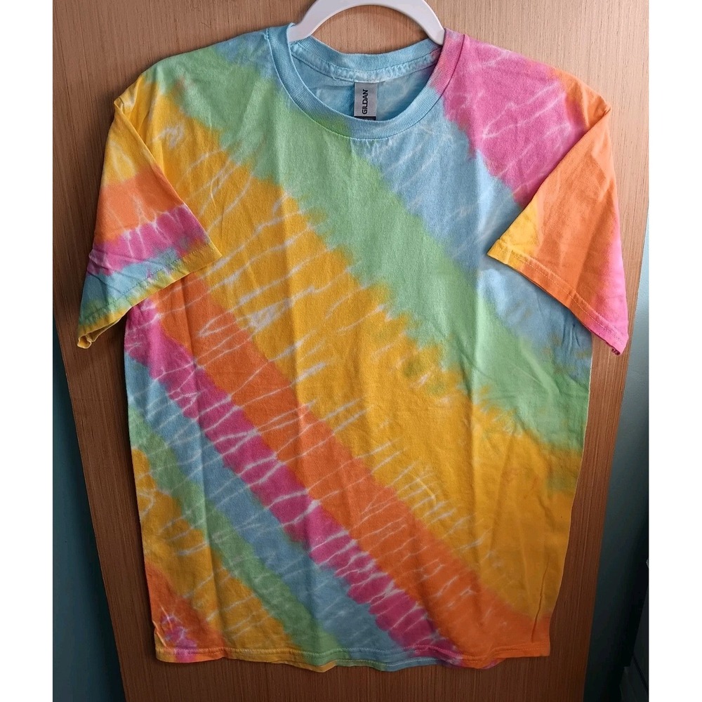 Gildan Size M Unisex Tie Dye T-shirt‎ Short Sleeve Multicolor